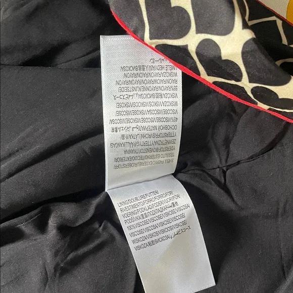 NWT FARM Rio Cream Black and Red Floral Belted Kimono - Picture 8 of 8